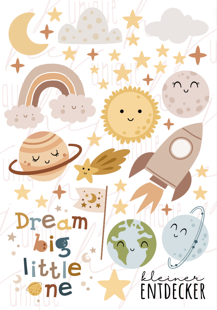 Rub On Aufkleber Weltraum A5 Warum du unsere Rub-Ons lieben wirst: ✔ Randloser Premium-Look ✔ Besondere Haptik ✔ Präzise Platzierung dank transparenter Trägerfolie ✔ Wasser- und kratzfest // Hitze- und UV-beständig ✔ Starke Haftung auf Glas, Keramik, Holz, Raysin u.v.m. ✔ Langlebig und hochwertig verarbeitet ✔ Auch gewerblich nutzbar – keine zusätzliche Lizenz nötig