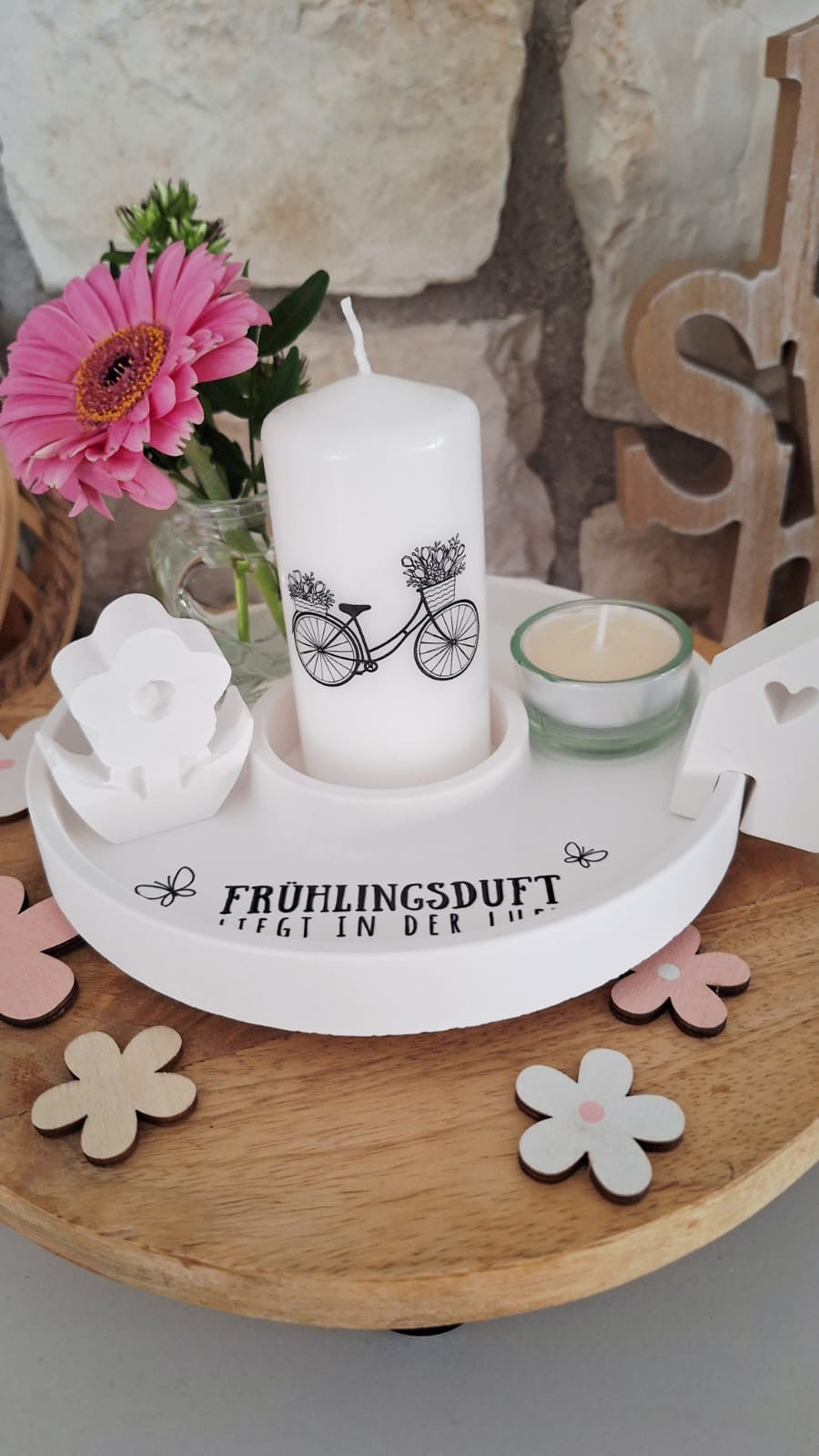 Rubon Aufkleber Frühlingszeit A5 Warum du unsere Rub-Ons lieben wirst:  ✔ Randloser Premium-Look   ✔ Besondere Haptik   ✔ Präzise Platzierung dank transparenter Trägerfolie  ✔ Wasser- und kratzfest // Hitze- und UV-beständig   ✔ Starke Haftung auf Glas, Keramik, Holz, Raysin u.v.m.  ✔ Langlebig und hochwertig verarbeitet  ✔ Auch gewerblich nutzbar – keine zusätzliche Lizenz nötig