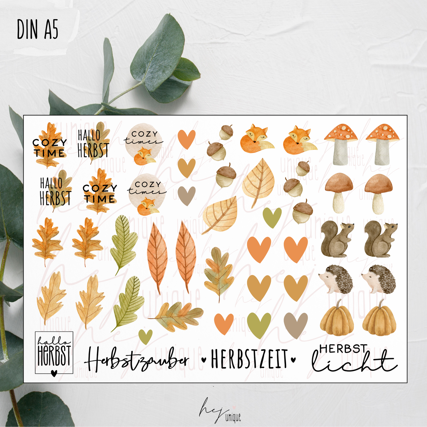 Kerzenfolie Herbst Woodland Stabkerzen Warum du unsere Kerzenfolie lieben wirst:  ✔ Edle Premium-Folie mit hochwertiger Optik  ✔ Speziell für Kerzen entwickelt   ✔ Aktivierung des Klebers ganz einfach mit Wasser   ✔ Wischfest und langlebig bei sorgfältiger Verarbeitung  ✔ Besonders elastisch – passt sich Kerzenoberfläche optimal an  ✔ Gewerblich nutzbar – keine zusätzliche Lizenz nötig