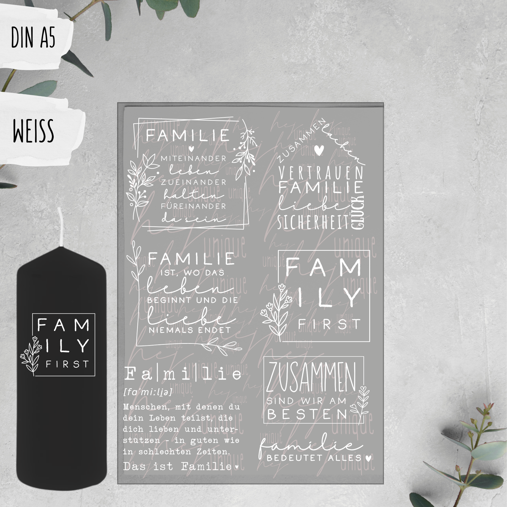 Kerzenfolie Familie Stumpenkerzen Family Warum du unsere Kerzenfolie lieben wirst:  ✔ Edle Premium-Folie mit hochwertiger Optik  ✔ Speziell für Kerzen entwickelt   ✔ Aktivierung des Klebers ganz einfach mit Wasser   ✔ Wischfest und langlebig bei sorgfältiger Verarbeitung  ✔ Besonders elastisch – passt sich Kerzenoberfläche optimal an  ✔ Gewerblich nutzbar – keine zusätzliche Lizenz nötig