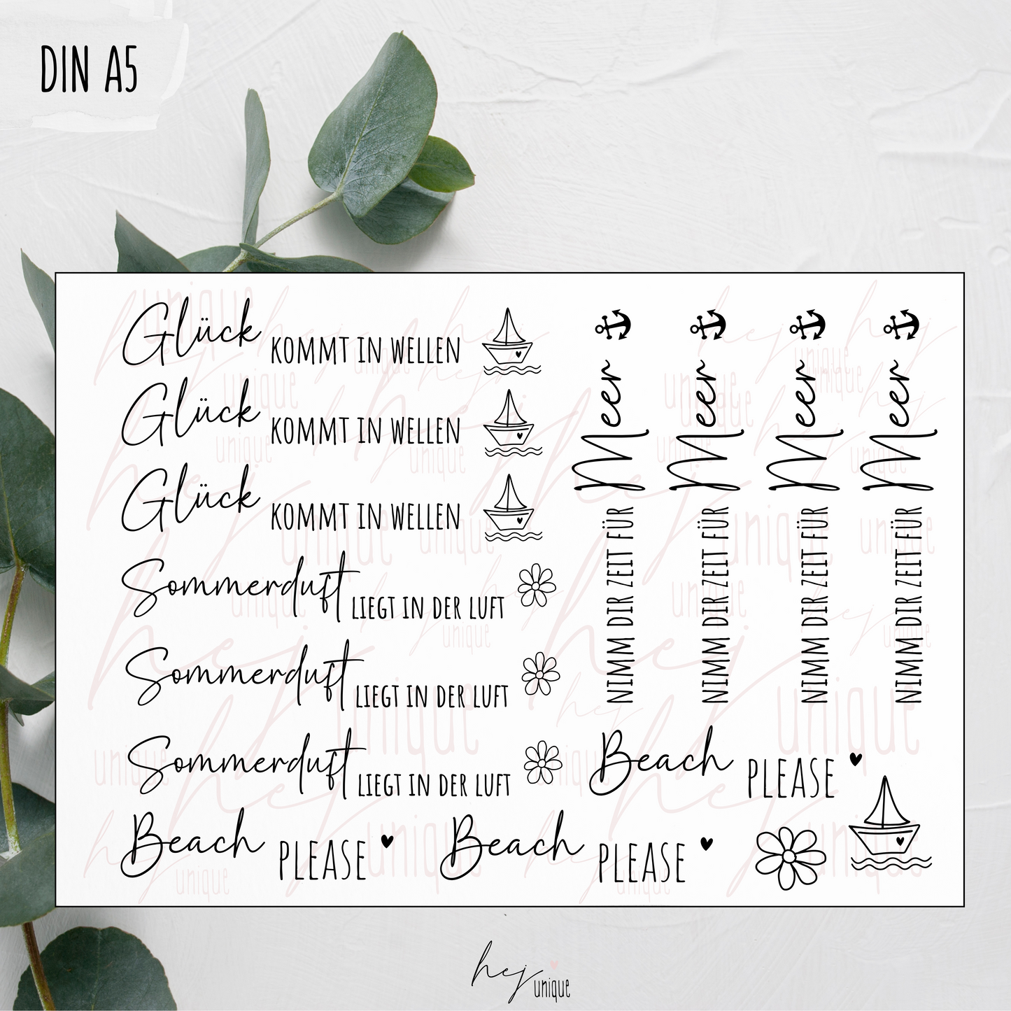 Kerzenfolie Maritim DIY Stumpen und Stabkerzen Warum du unsere Kerzenfolie lieben wirst:  ✔ Edle Premium-Folie mit hochwertiger Optik  ✔ Speziell für Kerzen entwickelt   ✔ Aktivierung des Klebers ganz einfach mit Wasser   ✔ Wischfest und langlebig bei sorgfältiger Verarbeitung  ✔ Besonders elastisch – passt sich Kerzenoberfläche optimal an  ✔ Gewerblich nutzbar – keine zusätzliche Lizenz nötig