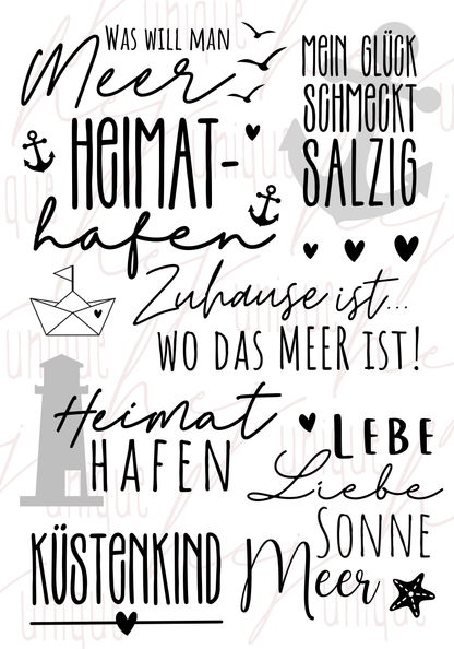 Rub On Aufkleber Maritim A5 DIY Warum du unsere Rub-Ons lieben wirst:  ✔ Randloser Premium-Look   ✔ Besondere Haptik   ✔ Präzise Platzierung dank transparenter Trägerfolie  ✔ Wasser- und kratzfest // Hitze- und UV-beständig   ✔ Starke Haftung auf Glas, Keramik, Holz, Raysin u.v.m.  ✔ Langlebig und hochwertig verarbeitet  ✔ Auch gewerblich nutzbar – keine zusätzliche Lizenz nötig