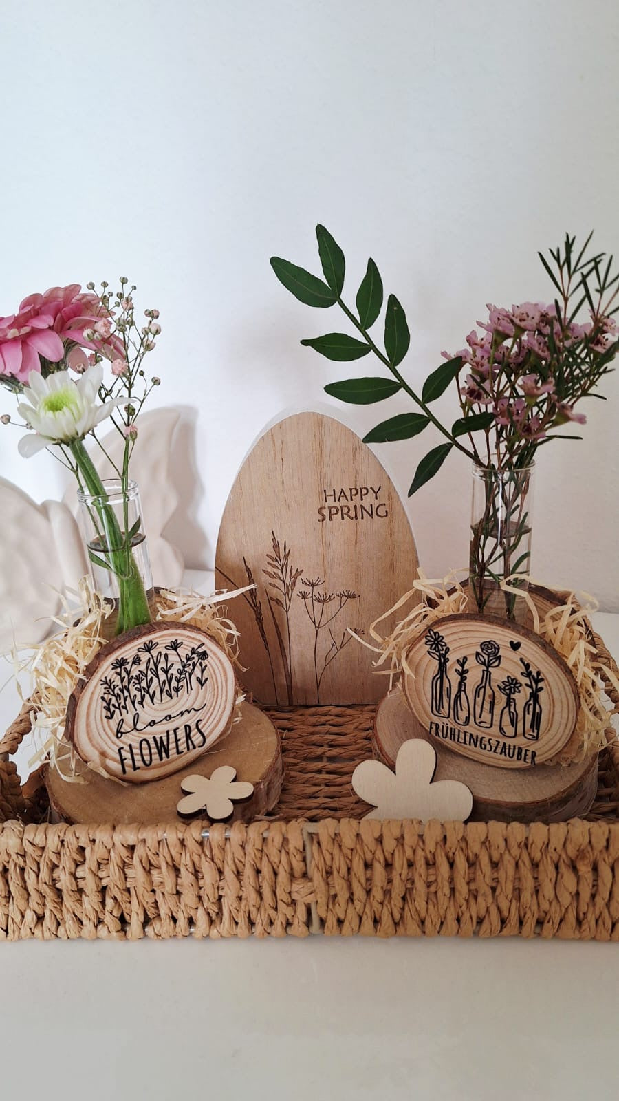 Rub On Aufkleber Frühling Ostern A5 Warum du unsere Rub-Ons lieben wirst:  ✔ Randloser Premium-Look   ✔ Besondere Haptik   ✔ Präzise Platzierung dank transparenter Trägerfolie  ✔ Wasser- und kratzfest // Hitze- und UV-beständig   ✔ Starke Haftung auf Glas, Keramik, Holz, Raysin u.v.m.  ✔ Langlebig und hochwertig verarbeitet  ✔ Auch gewerblich nutzbar – keine zusätzliche Lizenz nötig