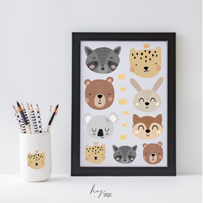 Rub On Aufkleber Tierköpfe A5 Warum du unsere Rub-Ons lieben wirst:  ✔ Randloser Premium-Look   ✔ Besondere Haptik   ✔ Präzise Platzierung dank transparenter Trägerfolie  ✔ Wasser- und kratzfest // Hitze- und UV-beständig   ✔ Starke Haftung auf Glas, Keramik, Holz, Raysin u.v.m.  ✔ Langlebig und hochwertig verarbeitet  ✔ Auch gewerblich nutzbar – keine zusätzliche Lizenz nötig