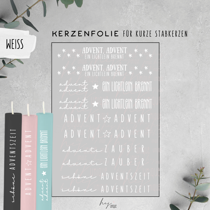 Kerzenfolie Schriftzüge Advent Advent Warum du unsere Kerzenfolie lieben wirst:  ✔ Edle Premium-Folie mit hochwertiger Optik  ✔ Speziell für Kerzen entwickelt   ✔ Aktivierung des Klebers ganz einfach mit Wasser   ✔ Wischfest und langlebig bei sorgfältiger Verarbeitung  ✔ Besonders elastisch – passt sich Kerzenoberfläche optimal an  ✔ Gewerblich nutzbar – keine zusätzliche Lizenz nötig