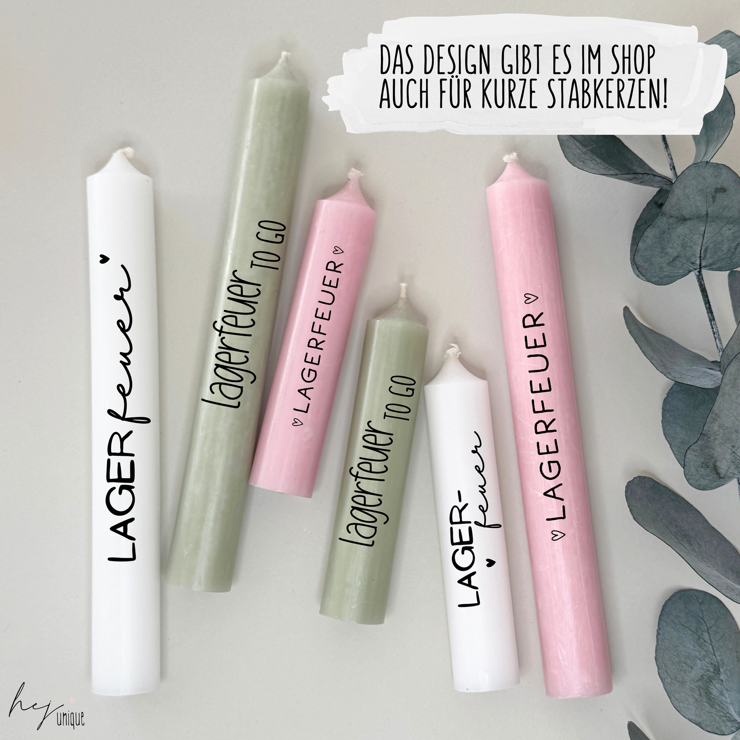 Kerzenfolie Lagerfeuer DIY Deko Warum du unsere Kerzenfolie lieben wirst:  ✔ Edle Premium-Folie mit hochwertiger Optik  ✔ Speziell für Kerzen entwickelt   ✔ Aktivierung des Klebers ganz einfach mit Wasser   ✔ Wischfest und langlebig bei sorgfältiger Verarbeitung  ✔ Besonders elastisch – passt sich Kerzenoberfläche optimal an  ✔ Gewerblich nutzbar – keine zusätzliche Lizenz nötig