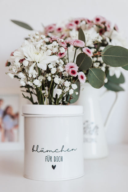 Rub On Aufkleber Frühling A5 Warum du unsere Rub-Ons lieben wirst:  ✔ Randloser Premium-Look   ✔ Besondere Haptik   ✔ Präzise Platzierung dank transparenter Trägerfolie  ✔ Wasser- und kratzfest // Hitze- und UV-beständig   ✔ Starke Haftung auf Glas, Keramik, Holz, Raysin u.v.m.  ✔ Langlebig und hochwertig verarbeitet  ✔ Auch gewerblich nutzbar – keine zusätzliche Lizenz nötig