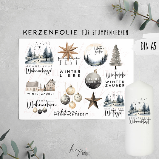 Kerzenfolie Winterzauber Stumpenkerze Warum du unsere Kerzenfolie lieben wirst:  ✔ Edle Premium-Folie mit hochwertiger Optik  ✔ Speziell für Kerzen entwickelt   ✔ Aktivierung des Klebers ganz einfach mit Wasser   ✔ Wischfest und langlebig bei sorgfältiger Verarbeitung  ✔ Besonders elastisch – passt sich Kerzenoberfläche optimal an  ✔ Gewerblich nutzbar – keine zusätzliche Lizenz nötig