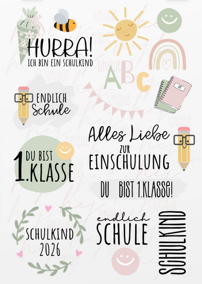 Rub On Aufkleber Einschulung rosa A5 Warum du unsere Rub-Ons lieben wirst:  ✔ Randloser Premium-Look   ✔ Besondere Haptik   ✔ Präzise Platzierung dank transparenter Trägerfolie  ✔ Wasser- und kratzfest // Hitze- und UV-beständig   ✔ Starke Haftung auf Glas, Keramik, Holz, Raysin u.v.m.  ✔ Langlebig und hochwertig verarbeitet  ✔ Auch gewerblich nutzbar – keine zusätzliche Lizenz nötig