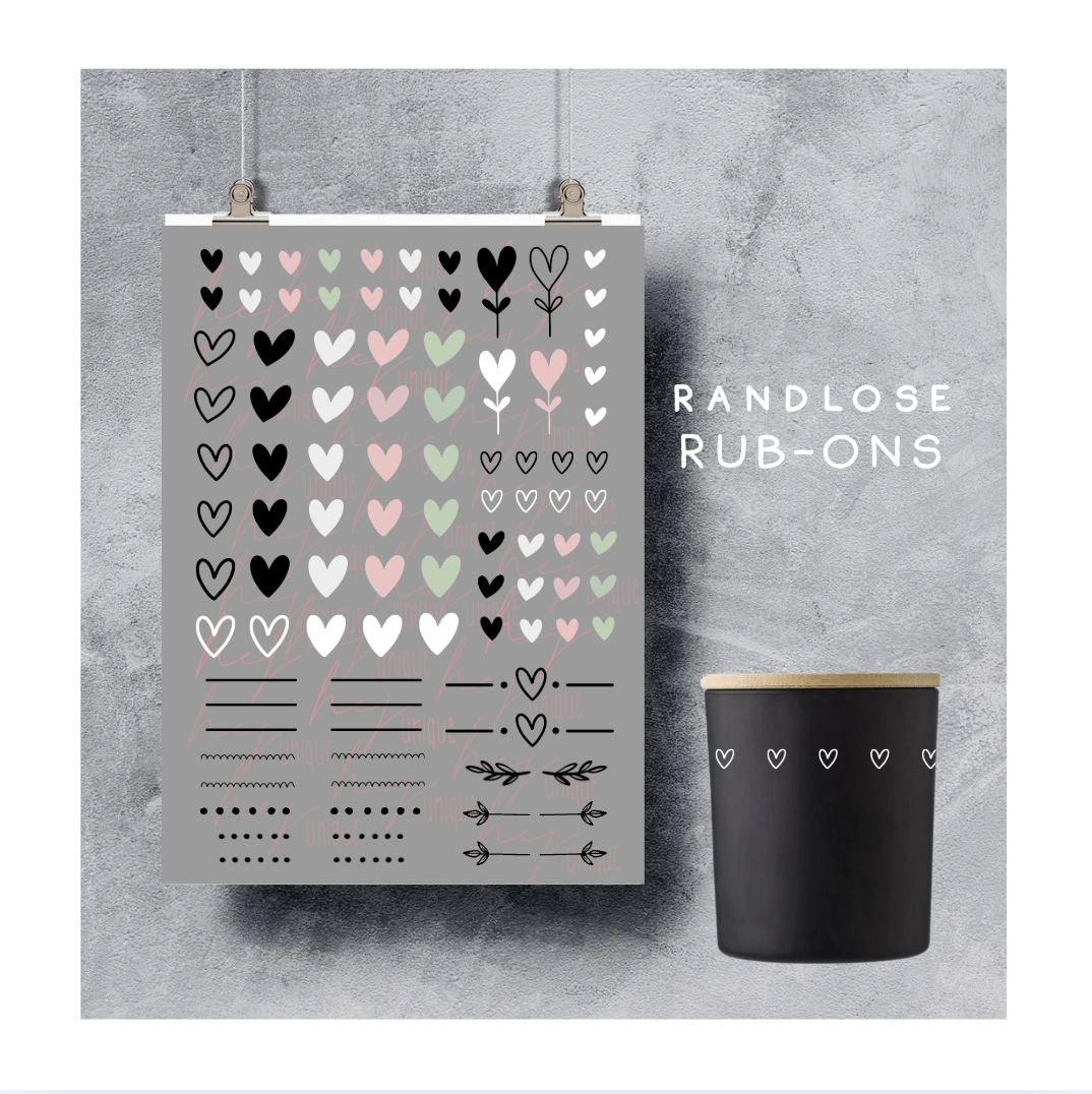 Rub On Aufkleber Herzen A5 Warum du unsere Rub-Ons lieben wirst:  ✔ Randloser Premium-Look   ✔ Besondere Haptik   ✔ Präzise Platzierung dank transparenter Trägerfolie  ✔ Wasser- und kratzfest // Hitze- und UV-beständig   ✔ Starke Haftung auf Glas, Keramik, Holz, Raysin u.v.m.  ✔ Langlebig und hochwertig verarbeitet  ✔ Auch gewerblich nutzbar – keine zusätzliche Lizenz nötig