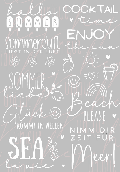 Rub On Aufkleber Sommerliebe A5 Warum du unsere Rub-Ons lieben wirst:  ✔ Randloser Premium-Look   ✔ Besondere Haptik   ✔ Präzise Platzierung dank transparenter Trägerfolie  ✔ Wasser- und kratzfest // Hitze- und UV-beständig   ✔ Starke Haftung auf Glas, Keramik, Holz, Raysin u.v.m.  ✔ Langlebig und hochwertig verarbeitet  ✔ Auch gewerblich nutzbar – keine zusätzliche Lizenz nötig