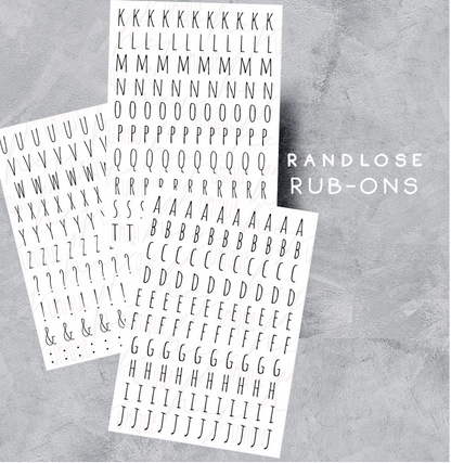 Rub On Aufkleber Buchstaben-Set Alphabet Personalisierung A5 Warum du unsere Rub-Ons lieben wirst:  ✔ Randloser Premium-Look   ✔ Besondere Haptik   ✔ Präzise Platzierung dank transparenter Trägerfolie  ✔ Wasser- und kratzfest // Hitze- und UV-beständig   ✔ Starke Haftung auf Glas, Keramik, Holz, Raysin u.v.m.  ✔ Langlebig und hochwertig verarbeitet  ✔ Auch gewerblich nutzbar – keine zusätzliche Lizenz nötig