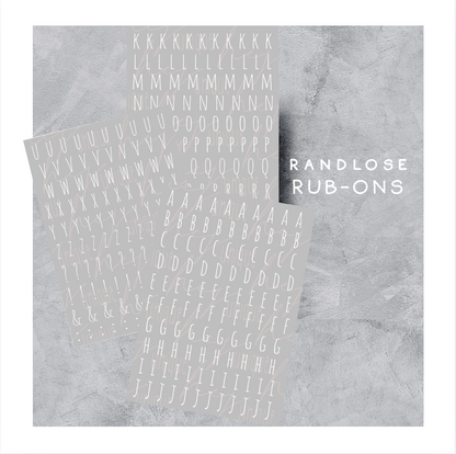 Rub On Aufkleber Buchstaben-Set Alphabet Personalisierung A5 Warum du unsere Rub-Ons lieben wirst:  ✔ Randloser Premium-Look   ✔ Besondere Haptik   ✔ Präzise Platzierung dank transparenter Trägerfolie  ✔ Wasser- und kratzfest // Hitze- und UV-beständig   ✔ Starke Haftung auf Glas, Keramik, Holz, Raysin u.v.m.  ✔ Langlebig und hochwertig verarbeitet  ✔ Auch gewerblich nutzbar – keine zusätzliche Lizenz nötig