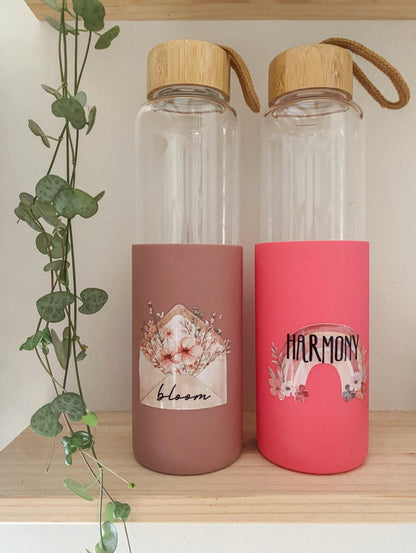 Rub On Aufkleber Boho A5 Deko  Warum du unsere Rub-Ons lieben wirst:  ✔ Randloser Premium-Look   ✔ Besondere Haptik   ✔ Präzise Platzierung dank transparenter Trägerfolie  ✔ Wasser- und kratzfest // Hitze- und UV-beständig   ✔ Starke Haftung auf Glas, Keramik, Holz, Raysin u.v.m.  ✔ Langlebig und hochwertig verarbeitet  ✔ Auch gewerblich nutzbar – keine zusätzliche Lizenz nötig