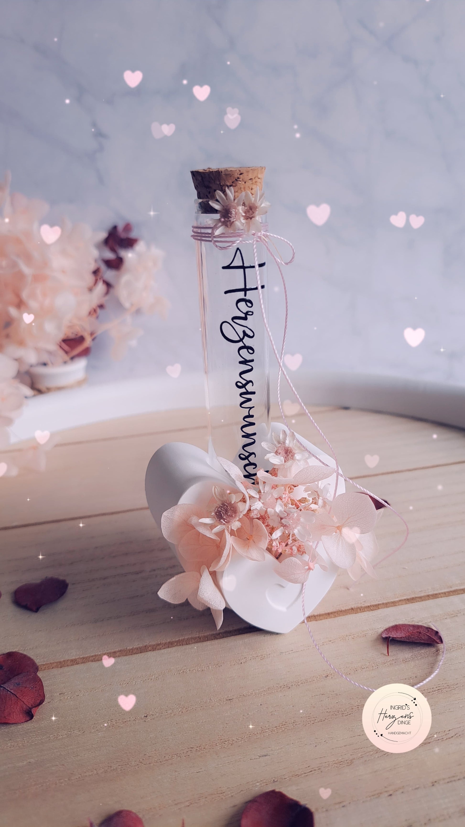 Rub On Aufkleber Reagenzglas Sprüche Wunscherfüller A5 Warum du unsere Rub-Ons lieben wirst:  ✔ Randloser Premium-Look   ✔ Besondere Haptik   ✔ Präzise Platzierung dank transparenter Trägerfolie  ✔ Wasser- und kratzfest // Hitze- und UV-beständig   ✔ Starke Haftung auf Glas, Keramik, Holz, Raysin u.v.m.  ✔ Langlebig und hochwertig verarbeitet  ✔ Auch gewerblich nutzbar – keine zusätzliche Lizenz nötig