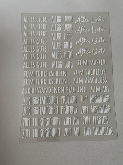 Rub On Aufkleber Schriftzüge Abschluss Warum du unsere Rub-Ons lieben wirst:  ✔ Randloser Premium-Look   ✔ Besondere Haptik   ✔ Präzise Platzierung dank transparenter Trägerfolie  ✔ Wasser- und kratzfest // Hitze- und UV-beständig   ✔ Starke Haftung auf Glas, Keramik, Holz, Raysin u.v.m.  ✔ Langlebig und hochwertig verarbeitet  ✔ Auch gewerblich nutzbar – keine zusätzliche Lizenz nötig