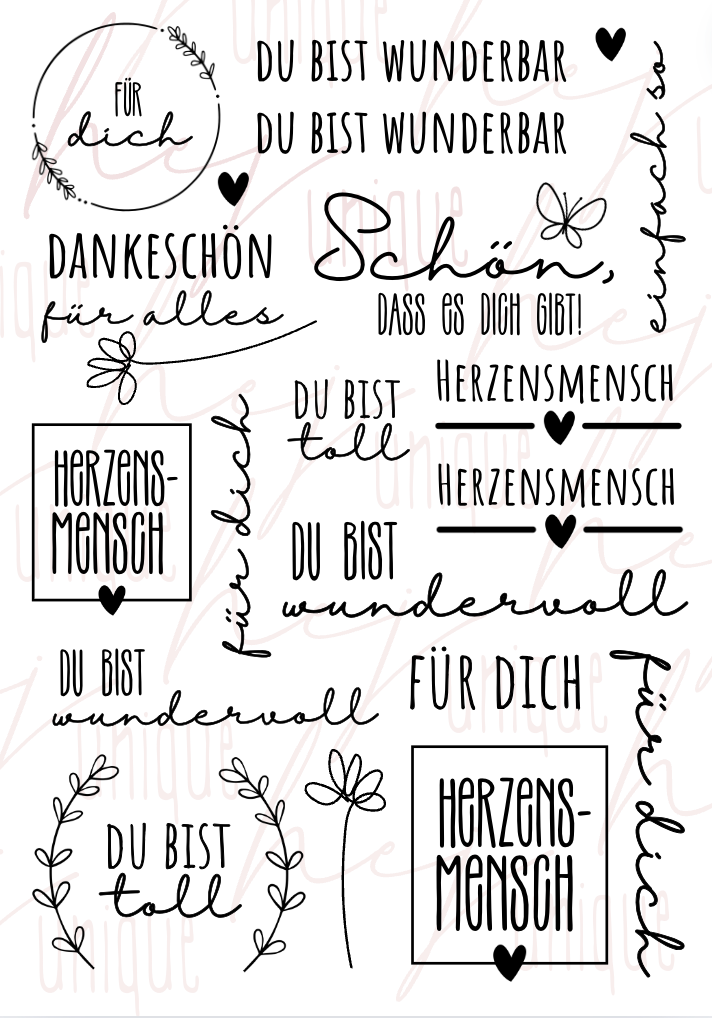 Rub On Aufkleber Herzensmensch A5 Warum du unsere Rub-Ons lieben wirst:  ✔ Randloser Premium-Look   ✔ Besondere Haptik   ✔ Präzise Platzierung dank transparenter Trägerfolie  ✔ Wasser- und kratzfest // Hitze- und UV-beständig   ✔ Starke Haftung auf Glas, Keramik, Holz, Raysin u.v.m.  ✔ Langlebig und hochwertig verarbeitet  ✔ Auch gewerblich nutzbar – keine zusätzliche Lizenz nötig